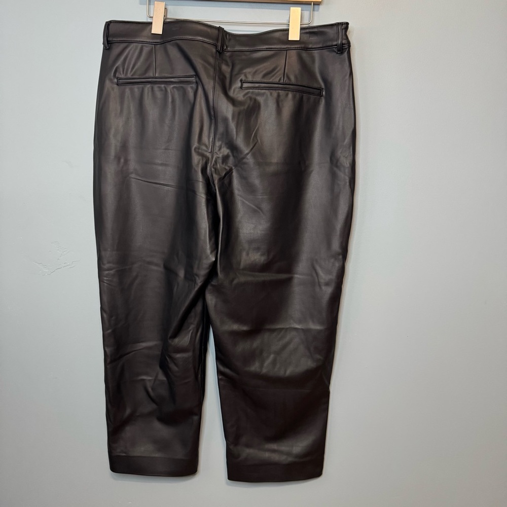 Old Navy High Rise Pixie Straight Faux Leather Pants in Black. NWT. Size 18P - Picture 8 of 14